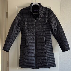 Patagonia Women's Fiona Black Puffer Parka